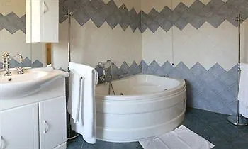 Fly Hotel Cagliari Assemini Włochy